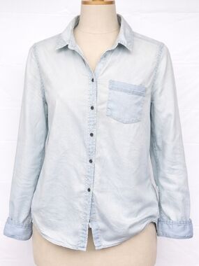 Lucky Brand Chambray Button Up Shirt Lightweight Sheer M